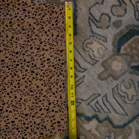 Reformation Mia leopard-print midi skirt 12 - Picture 8 of 8